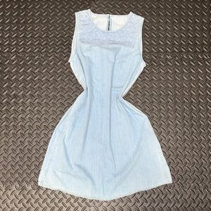 Light Blue Sleeveless Dress